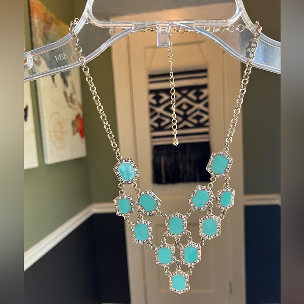 Turquoise statement necklace - Picture 2 of 2